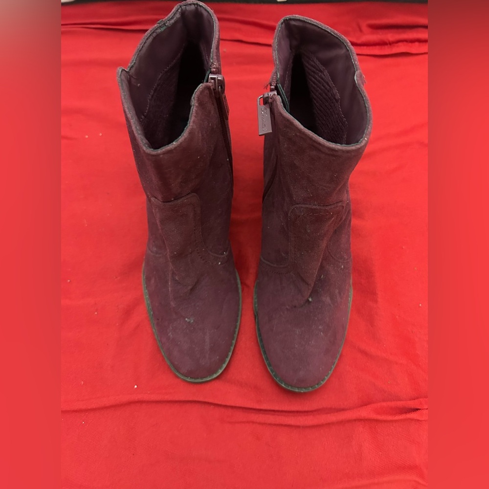 Women's Burgundy Boots
